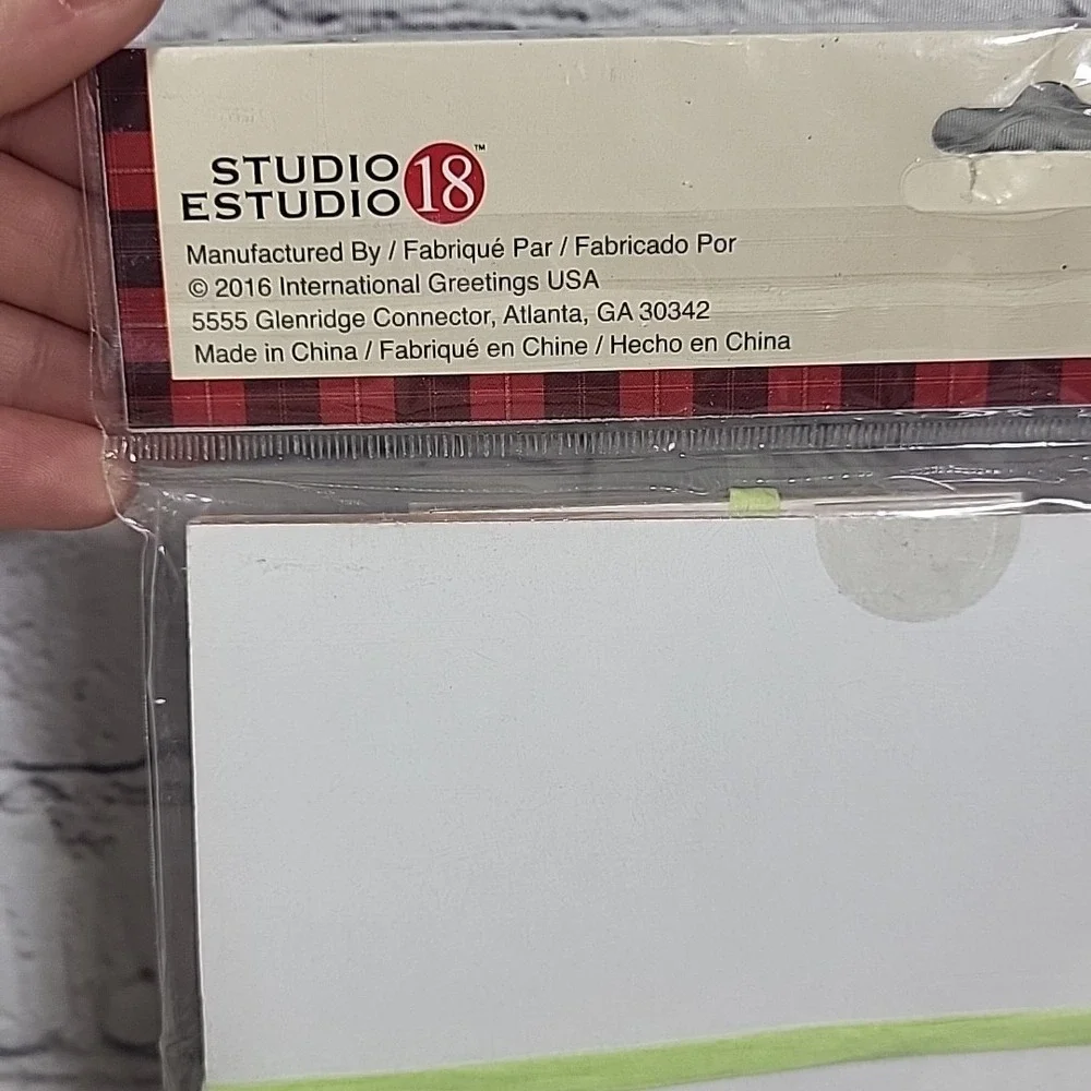 Studio 18 Christmas Stationary Kit Travel‎ Trailer Buffalo Plaid Border Sealed
